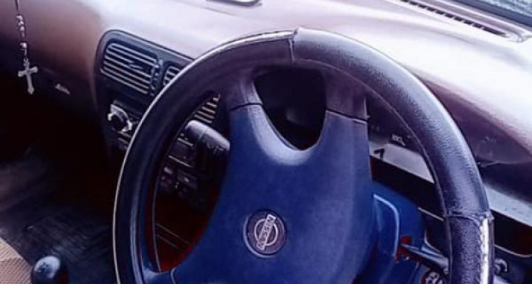 NISSAN SUNNY FB13 1992