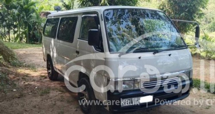 NISSAN CARAVAN 1997