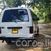 NISSAN CARAVAN 1997