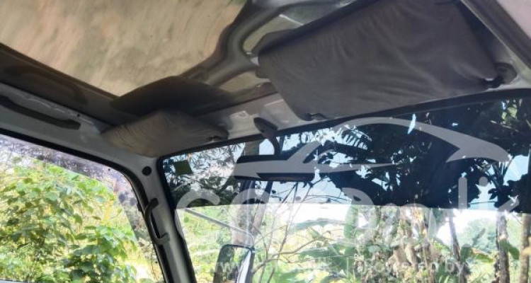 NISSAN CARAVAN 1997