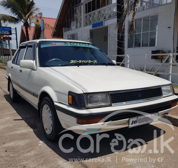 TOYOTA COROLLA AE81 1986