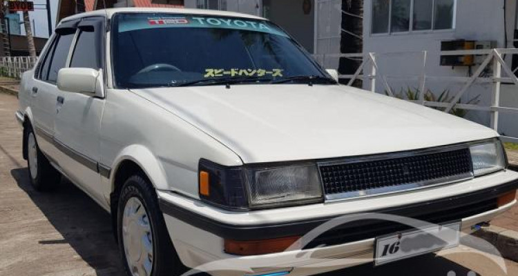 TOYOTA COROLLA AE81 1986