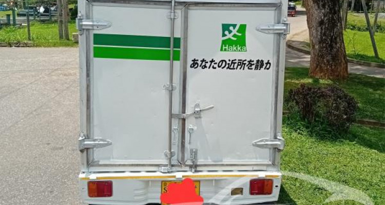 DAIHATSU HIJET 2004