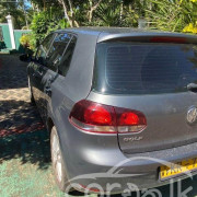 VOLKSWAGEN GOLF 2011