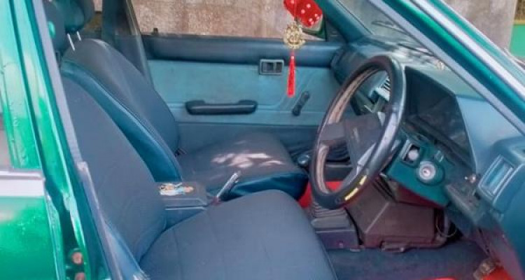 TOYOTA CARINA AT150 1984