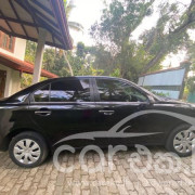TOYOTA AXIO 2013