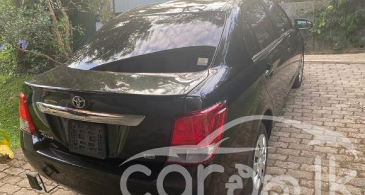 TOYOTA AXIO 2013