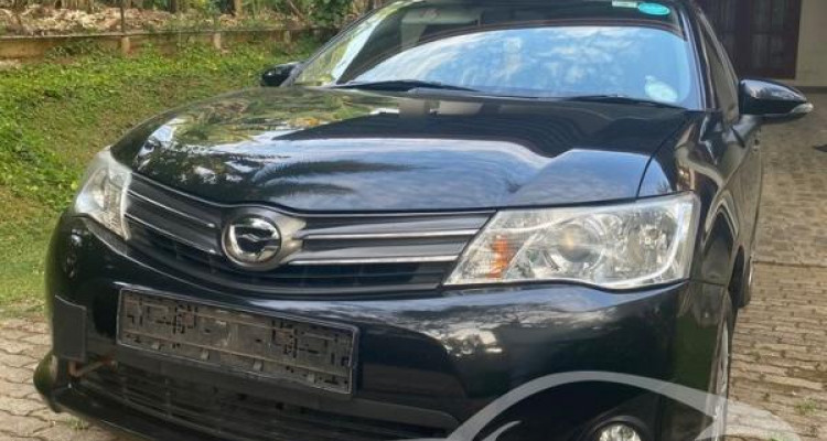 TOYOTA AXIO 2013