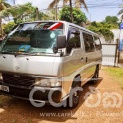 NISSAN CARAVAN 2000