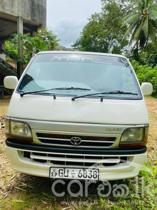 TOYOTA HIACE 1997