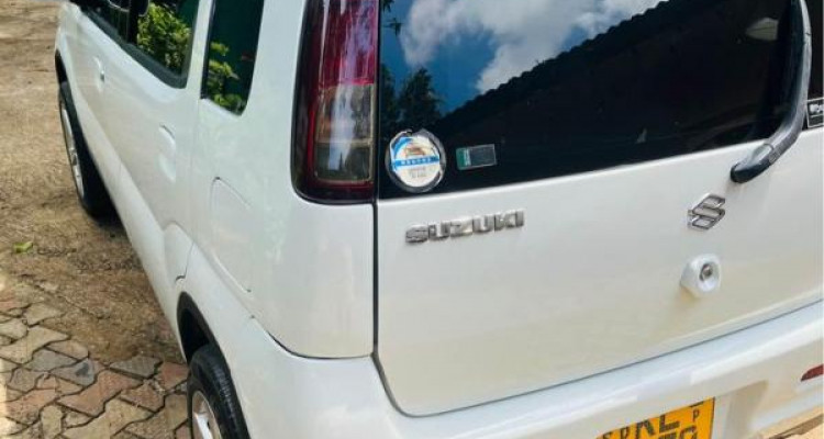 SUZUKI SWIFT 2003