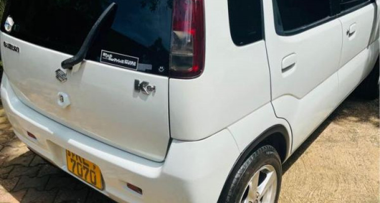 SUZUKI SWIFT 2003