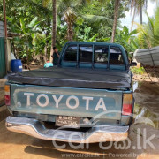 TOYOTA HILUX 1996