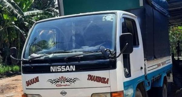 NISSAN ATLAS 1992