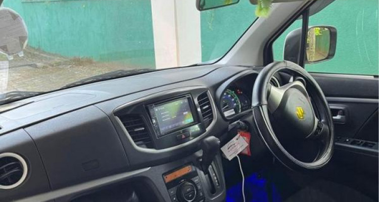 SUZUKI WAGON R FZ 2016