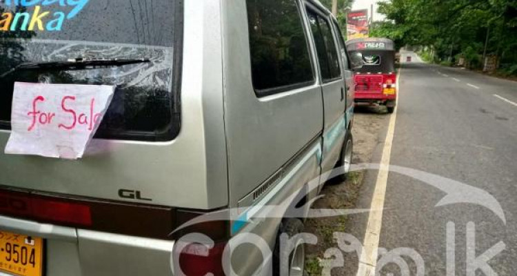 NISSAN VANETTE 1996