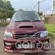 TOYOTA NOAH 1997
