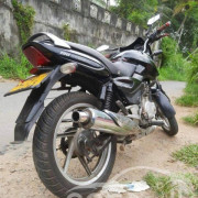 BAJAJ PULSAR 150 2005