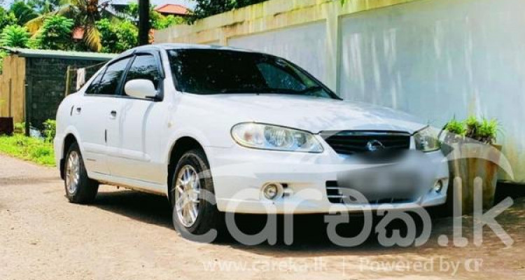 NISSAN SUNNY N17 2010