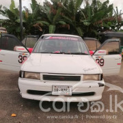 MAZDA FAMILIA 1992