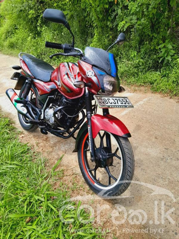 BAJAJ DISCOVER 2015