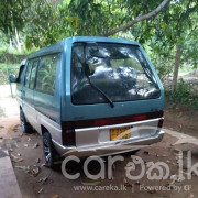 NISSAN LARGO 1993