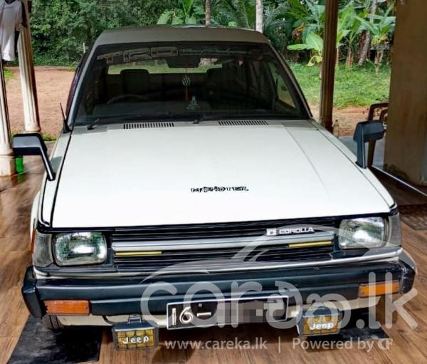TOYOTA COROLLA DX WAGON 1985