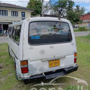 NISSAN CARAVAN 1983