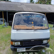 NISSAN CARAVAN 1983