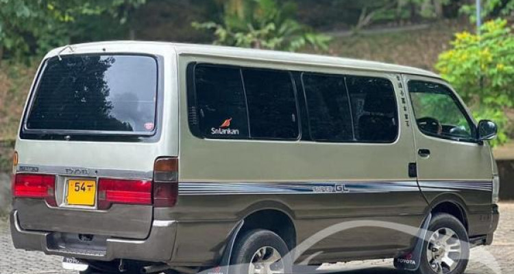 TOYOTA HIACE 1990