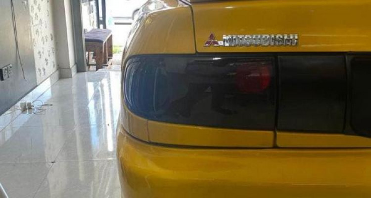 MITSUBISHI LANCER CB8 1993