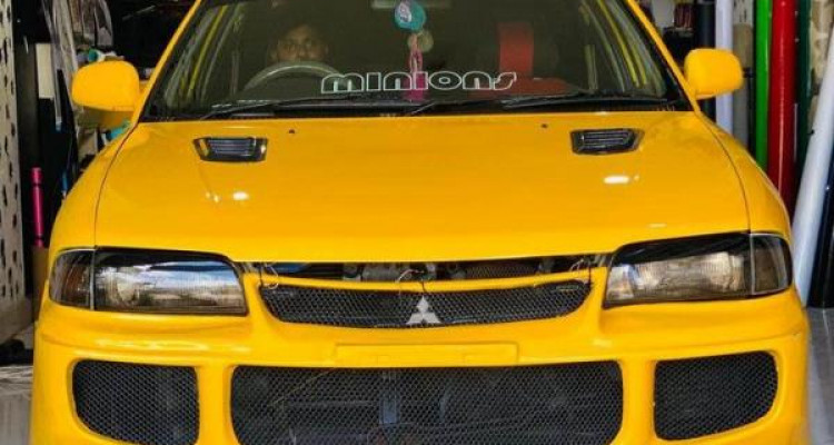 MITSUBISHI LANCER CB8 1993