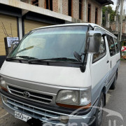 TOYOTA HIACE LH102 1992