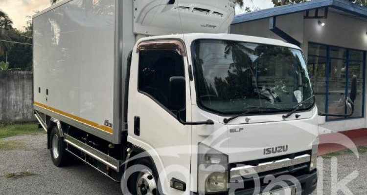 ISUZU ELF FREEZER 2013