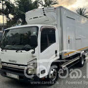 ISUZU ELF FREEZER 2013