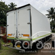 ISUZU ELF FREEZER 2011