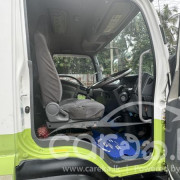 ISUZU ELF FREEZER 2011
