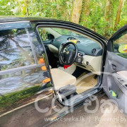 TOYOTA YARIS 2006