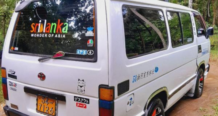 TOYOTA HIACE LH51 1989
