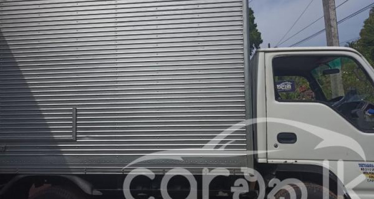 ISUZU ELF 2001
