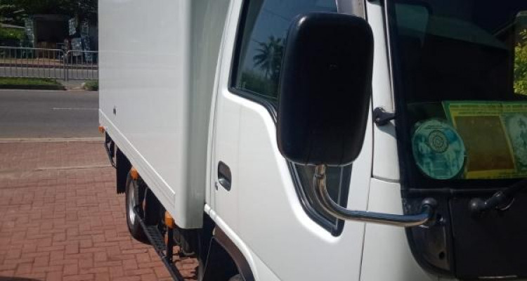 ISUZU ELF 2003