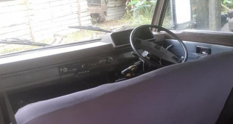 MITSUBISHI DELICA L300 1980