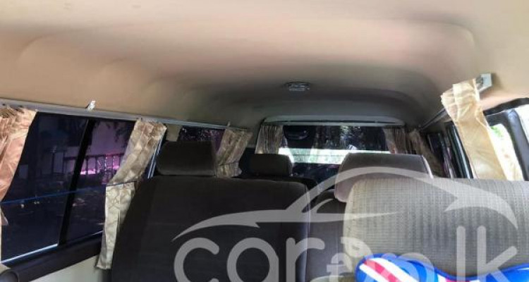 NISSAN CARAVAN 1991