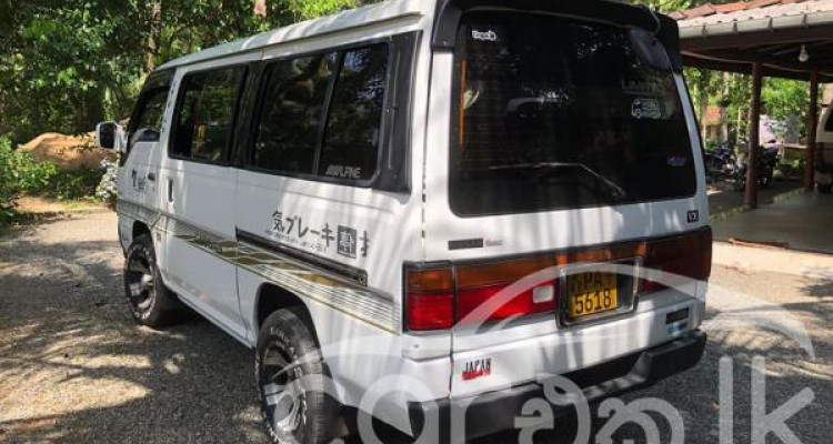 NISSAN CARAVAN 1991