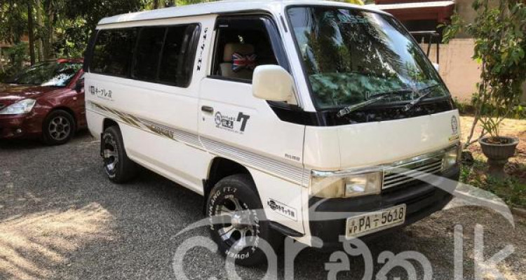 NISSAN CARAVAN 1991