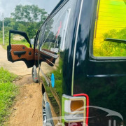 NISSAN CARAVAN 1993