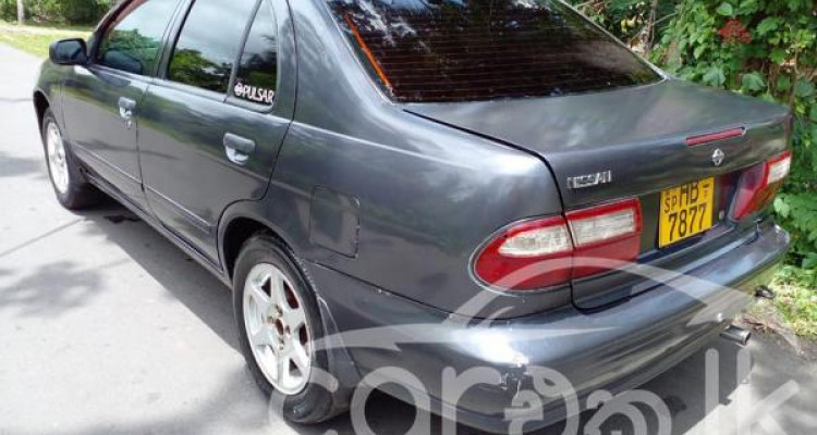 NISSAN PULSAR 1999
