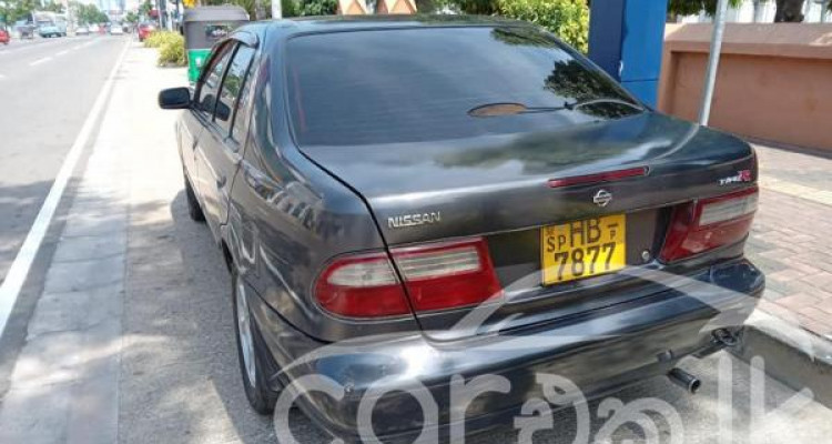 NISSAN PULSAR 1999