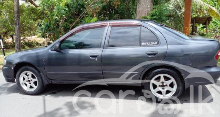 NISSAN PULSAR 1999