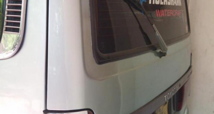 TOYOTA DOLPHIN LH113 1995